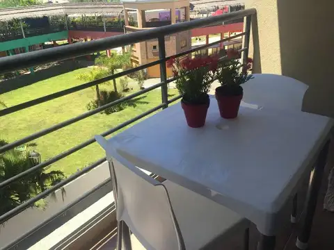 Departamento en Alquiler con 1 cochera