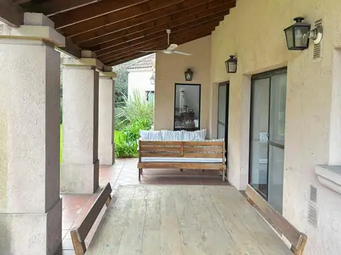 Casa en Alquiler en Laguna Del Sol, USD 3.700