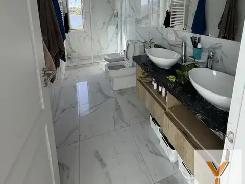 Casa en venta - 3 Dormitorios 3 Baños - Pilar