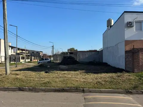 LOTE EN RICARDO ROJAS BARRIO ABIERTO SIN EXPENSAS