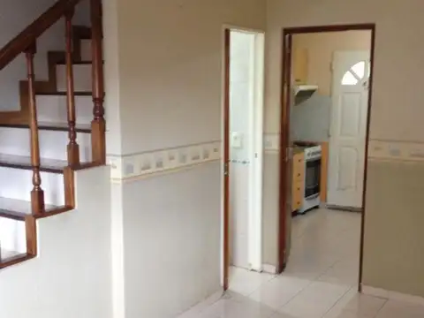 Dúplex en venta de 3 Ambientes en San Miguel