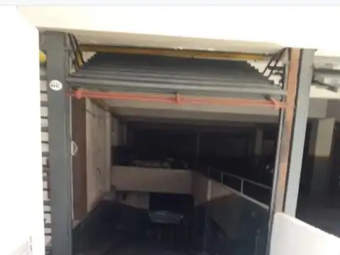 Potosí 4400 Almagro Cochera U$15.000