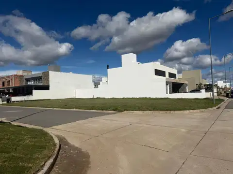 Terreno en Venta en Terrazas De Manantiales, USD 89.000