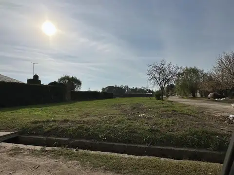 Santa Rosa entre Entre Ríos y Tucumán - Barrio Talleres - Roldán