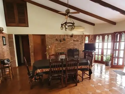 Casa en Venta en Echesortu, USD 430.000