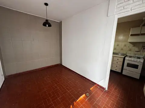 Depto Tipo Casa en Alquiler en Munro, $ 550.000