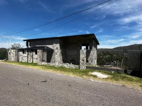 Venta casa en obra con vistas unicas- Potrero De Los Funes