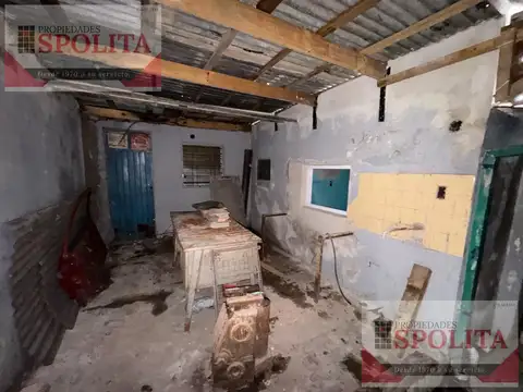 Casa 3 ambientes con 1 baño
