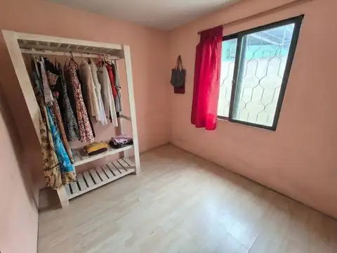 Casa 6 ambientes con 4 baños
