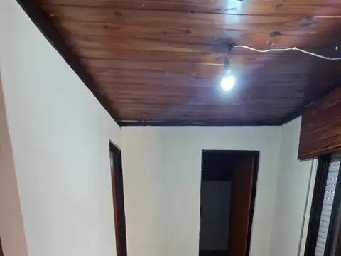 Alquiler Departamento ph 2 ambientes, Monte Chingolo.