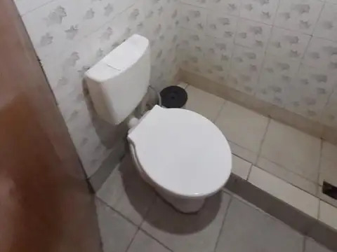 Depto Tipo Casa en Alquiler en Monte Chingolo, $ 300.000