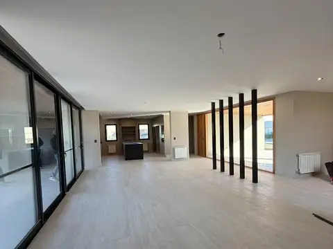 Casa en Venta en Vida, USD 670.000