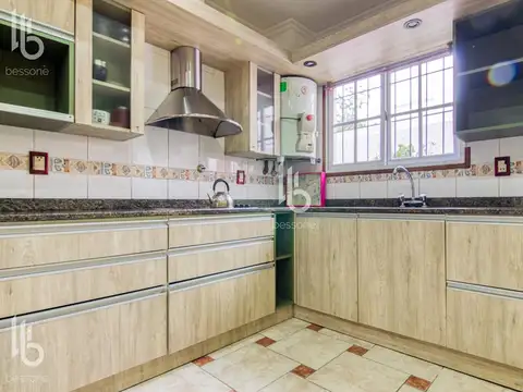 Depto Tipo Casa en Venta en Zona Guemes, USD 154.000