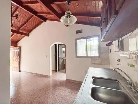 Depto Tipo Casa 2 ambientes con 1 baño
