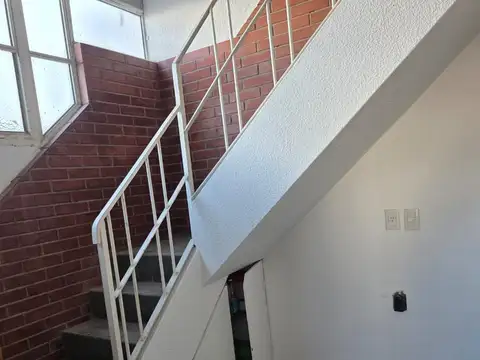 Depto Tipo Casa 3 ambientes con 2 baños