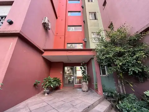 Avenida Crisólogo Larralde 2200