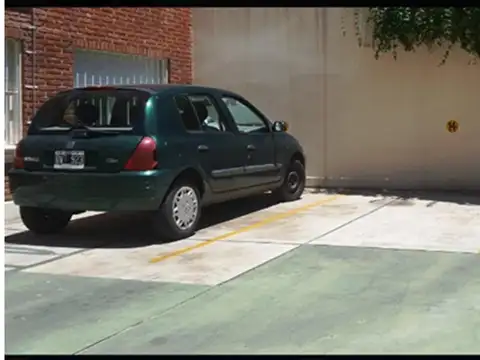 Venta 2 Cocheras juntas -  excelente ubicación para renta!