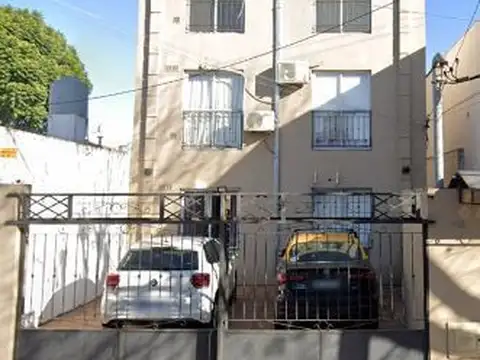 OPORTUNIDAD VENTA 2 AMBIENTES C TERRAZA PROPIA V. SARMIENTO