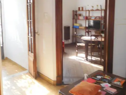 Depto Tipo Casa 2 ambientes con 1 baño