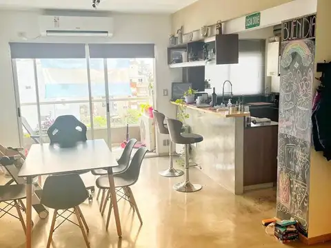 Departamento 6 ambientes con 3 baños