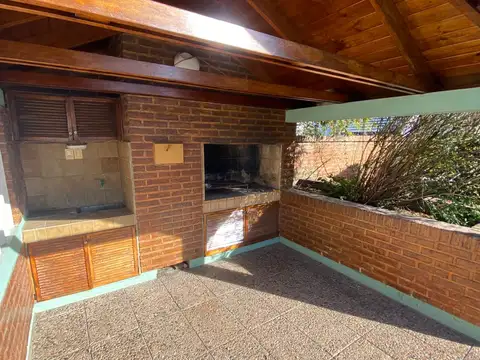 CASA EN ALQUILER - ZONA NORTE