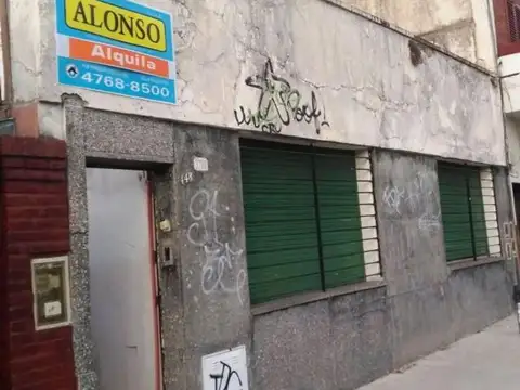 Congreso 400, Piso 1°