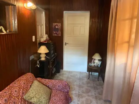 Casa en Alquiler con 2 cocheras