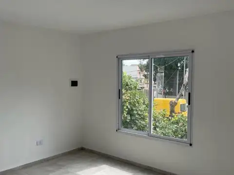 Depto Tipo Casa en Venta en Merlo, USD 35.000