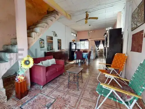 Casa 5 ambientes con 2 baños