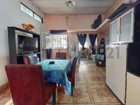 Juan Cruz 5900, Piso 0