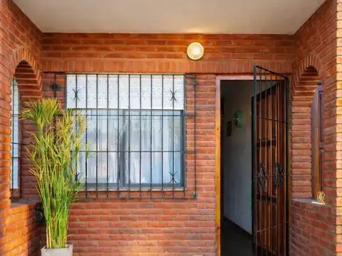 Alquiler, 2 ambientes, gas natural, cochera, Mar de Ajó