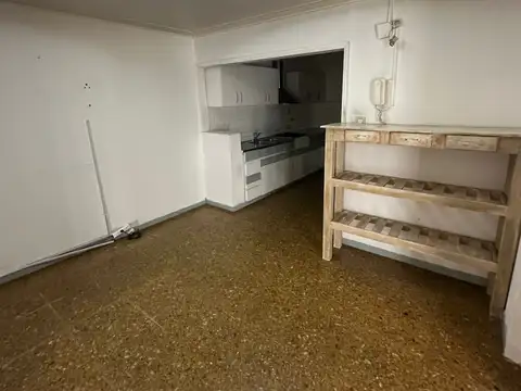 Depto Tipo Casa en Venta con 1 cocheras