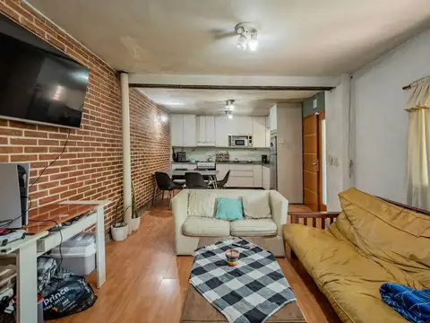 Depto Tipo Casa en Venta 6 años