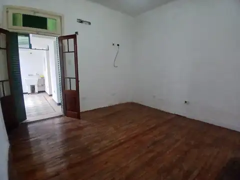 Depto Tipo Casa 2 ambientes con 1 baño