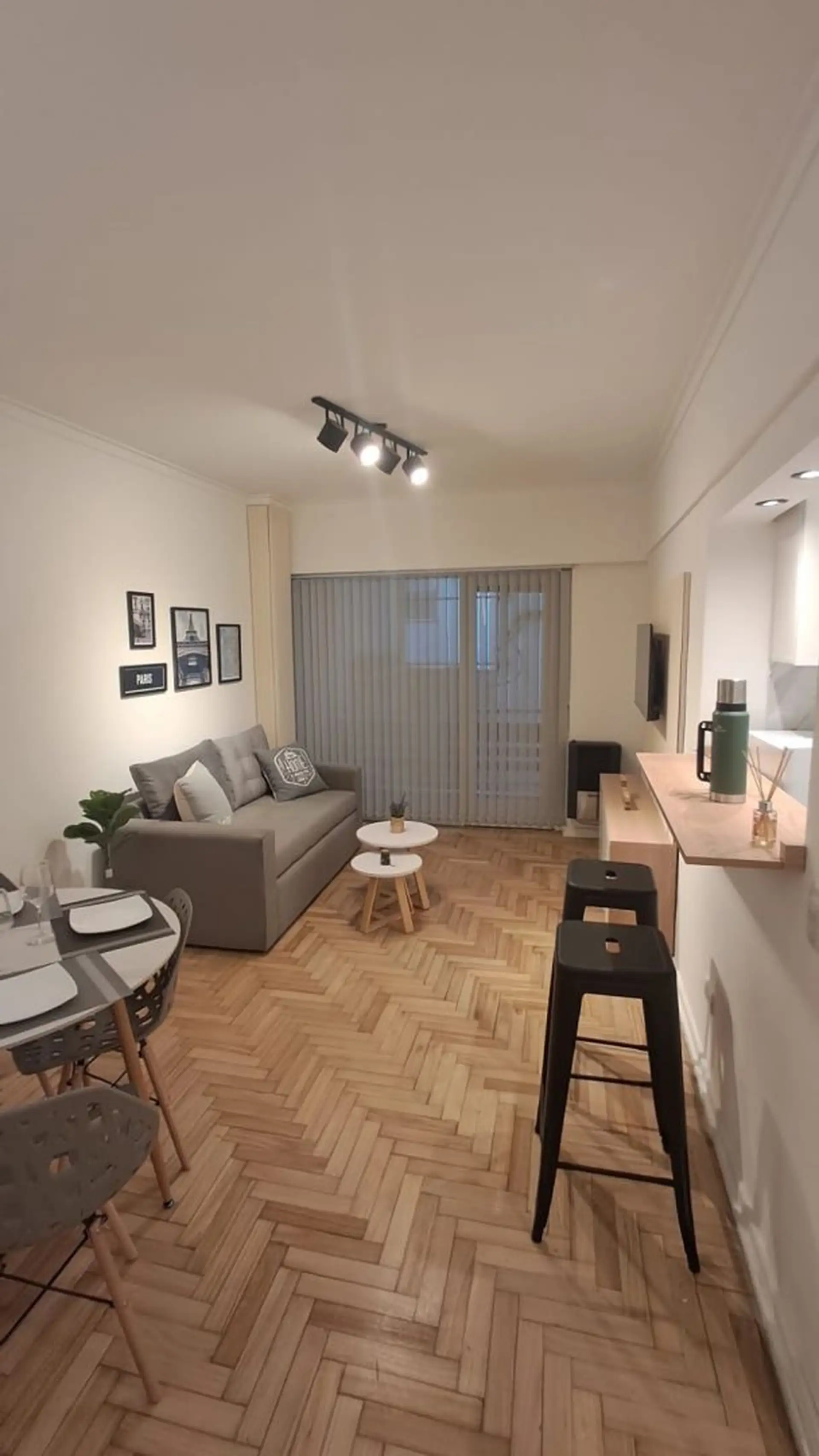 Depto 2 amb, 42m² con patio y balcón — Macrocentro