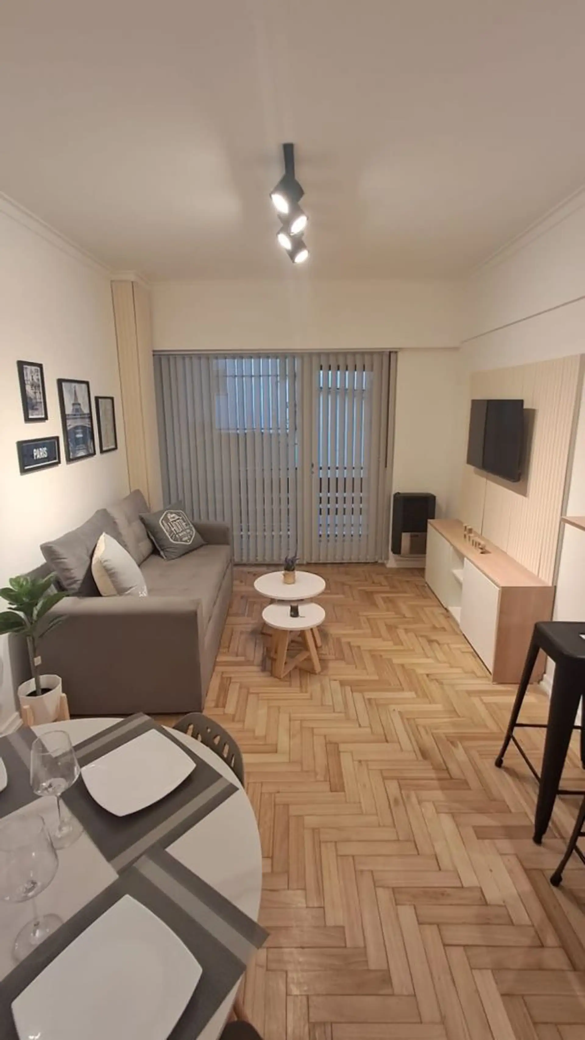 Depto 2 amb, 42m² con patio y balcón — Macrocentro