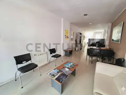 9 de Julio 3000, Piso 0