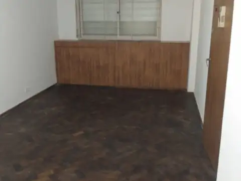 Departamento de 2 dormitorios con patio