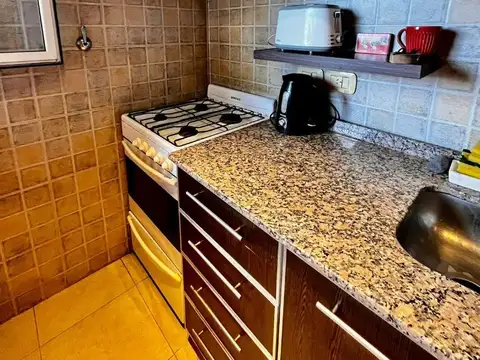 Francia 2400, Piso 3