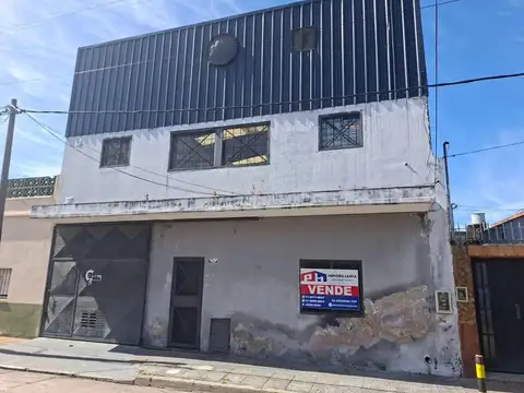 Venta galpón 220 m² más 100 m² entrepiso