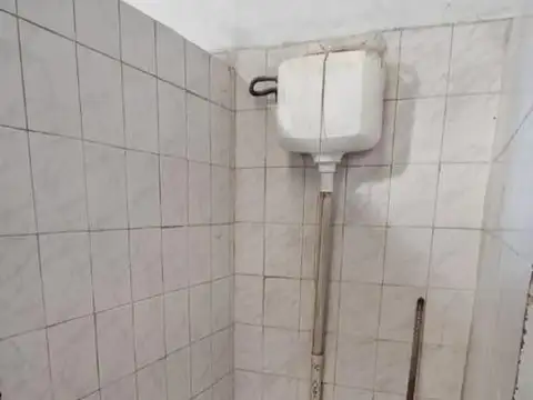 Venta galpón 220 m² más 100 m² entrepiso