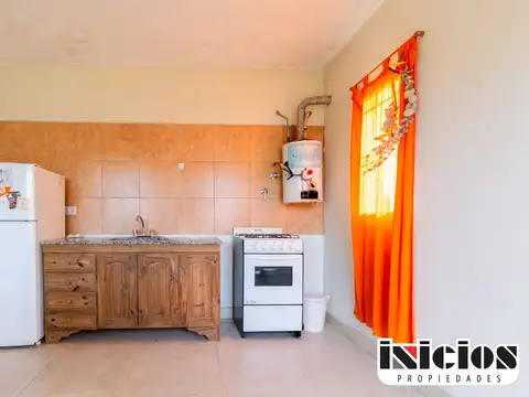 4 Dptos en Block: Castelli Nº 1215 E/ Brown y Torino - El Silvio - C914