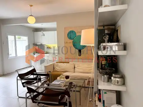 Depto Tipo Casa 4 ambientes con 2 baños