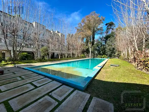 Alquiler Departamento 2 ambientes con Balcon Jacuzzi Cochera Baulera en Mainpark Canning