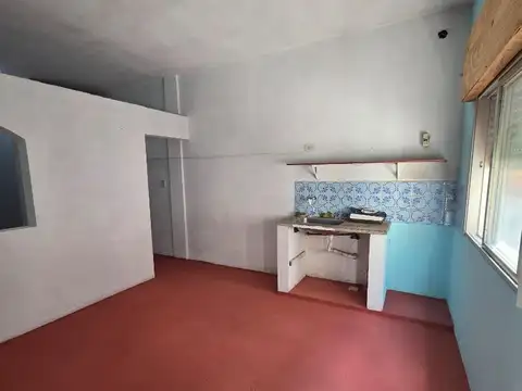 Depto Tipo Casa en Alquiler en Lomas de Zamora, $ 400.000