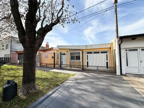 Vendo casa de 3 dormitorios en villa constitucion