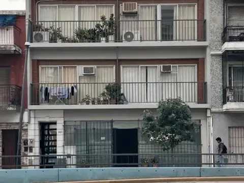 Local en Venta 40 años
