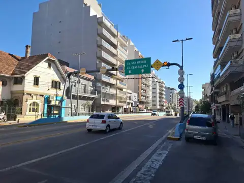 Local en Venta Via Pública