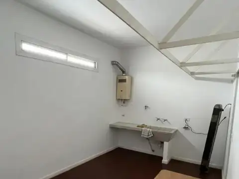 Local en Venta en Villa del Parque, USD 160.000