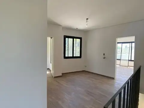 Casa 4 ambientes con 3 baños